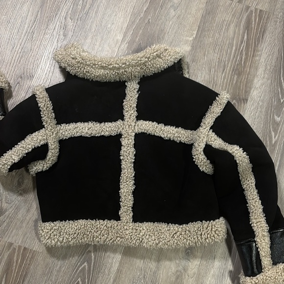 Edith Jacket - Picture 6 of 7